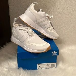 adidas MultiX kids sneaker NWT